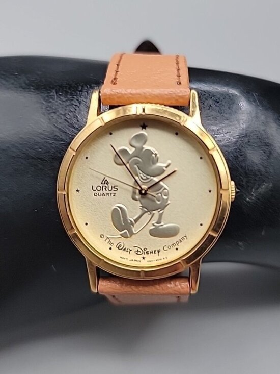Lorus Seiko Accessories - Vtg Lorus Seiko Mickey Mouse Quartz Watch V811-5410 Gold Tone 7" Leather Band